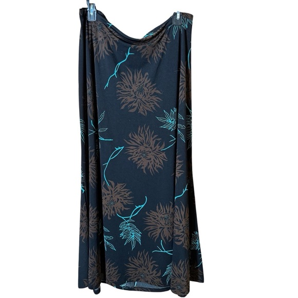 🌸 **Chic Floral Pull-On Skirt from Catos!** 
Size14/16 - Picture 2 of 6